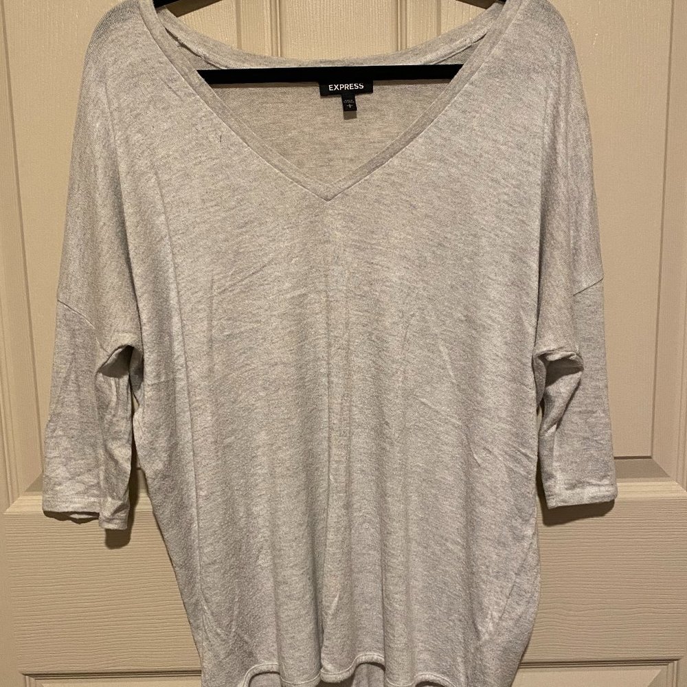 EXPRESS Light Grey 3/4 sleeve Tee